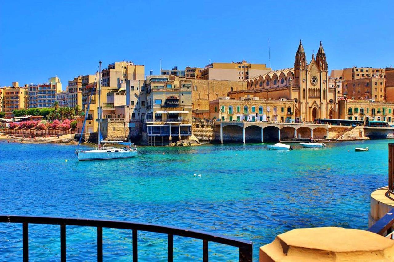 Spacious Apartment Steps To The Promenade Sliema Exteriör bild